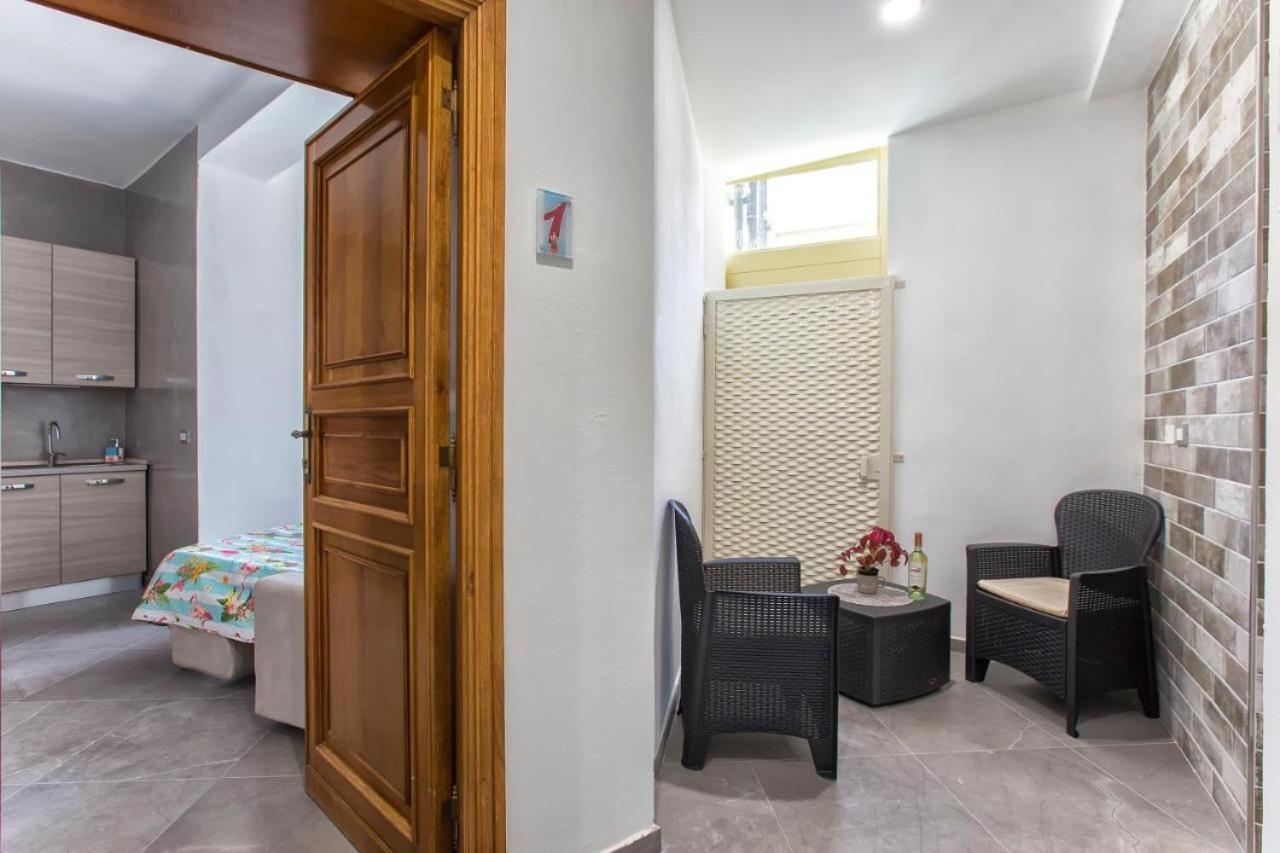 Nonna Adelina Apartments & Rooms Alghero Dış mekan fotoğraf